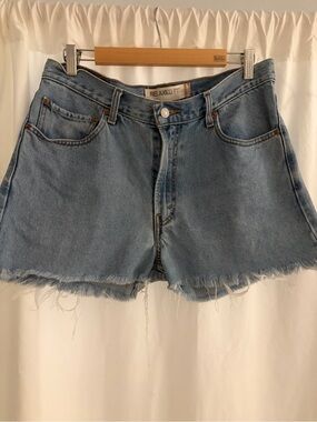Levi’s cut offs